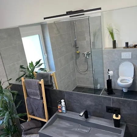 Designapartment Blue Sky -55m2-free Parking & Wifi Appartamento Graz